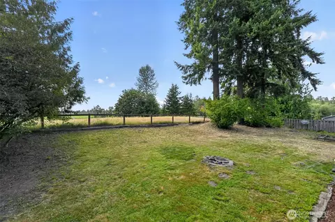 Exterior - 43729 284th Ave SE, Enumclaw, WA 98022 photo 7 of 8