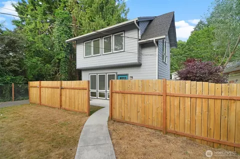 2317 Washington St SE, Olympia, WA 98501