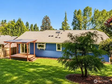 Exterior - 1608 Puget Dr, Everett, WA 98203 photo 4 of 7