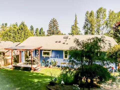 Exterior - 1608 Puget Dr, Everett, WA 98203 photo 5 of 8
