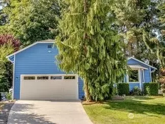 Exterior - 1608 Puget Dr, Everett, WA 98203 photo 2 of 8