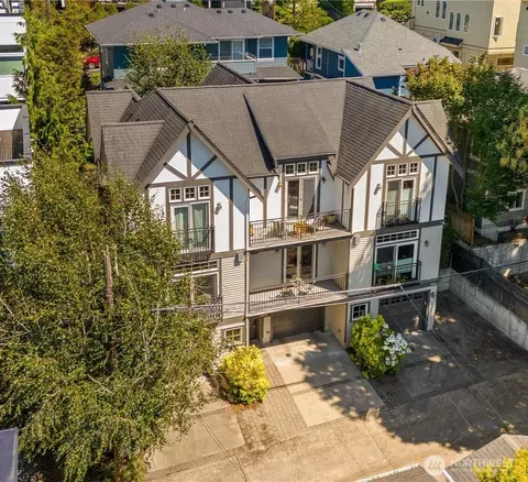 1917 8th Ave W #B, Seattle, WA 98119