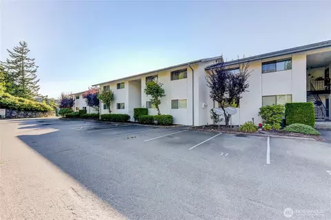 130 E North Camano Dr #8, Camano Island, WA 98282