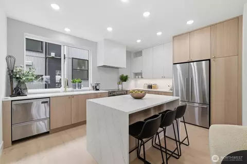 Kitchen - 2017 Minor Ave E, Seattle, WA 98102 photo 4 of 4