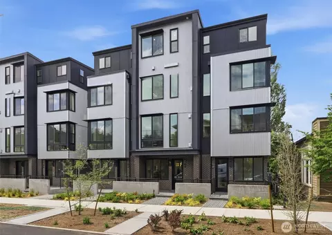 Exterior - 2017 Minor Ave E, Seattle, WA 98102 photo 1 of 7