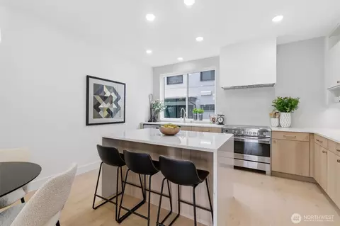 Kitchen - 2017 Minor Ave E, Seattle, WA 98102 photo 1 of 4