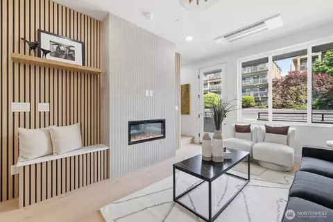 Living - 2017 Minor Ave E, Seattle, WA 98102 photo 2 of 6