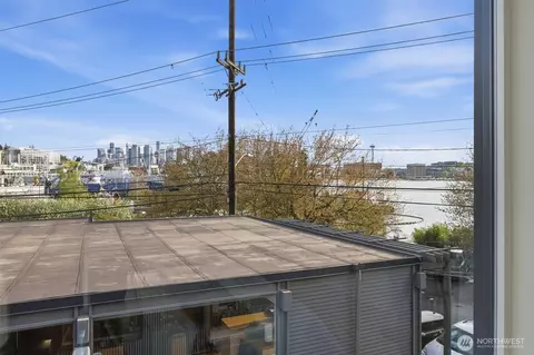 View/Area - 2012 Fairview Ave E #A, Seattle, WA 98102 photo 3 of 7