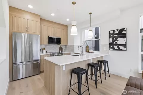 Kitchen - 2012 Fairview Ave E #A, Seattle, WA 98102 photo 1 of 5