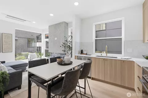 Dining - 2012 Fairview Ave E #B, Seattle, WA 98102 photo 1 of 1