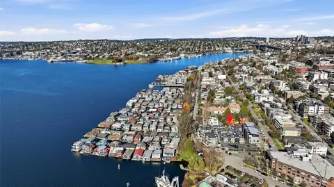 View/Area - 2012 Fairview Ave E #B, Seattle, WA 98102 photo 1 of 7