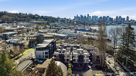 View/Area - 2012 Fairview Ave E #B, Seattle, WA 98102 photo 7 of 7