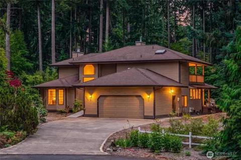 5201 SW 318th Ct, Federal Way, WA 98023
