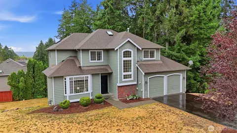 8400 Jeatran Pl NW, Silverdale, WA 98383