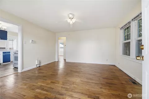 1409 Silver St, Sumner, WA 98390 photo 6