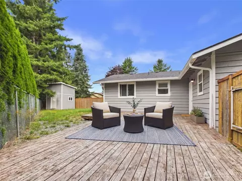 Exterior - 732 Natalie Pl, Enumclaw, WA 98022 photo 4 of 5