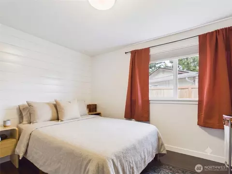 Bedroom - 732 Natalie Pl, Enumclaw, WA 98022 photo 1 of 2