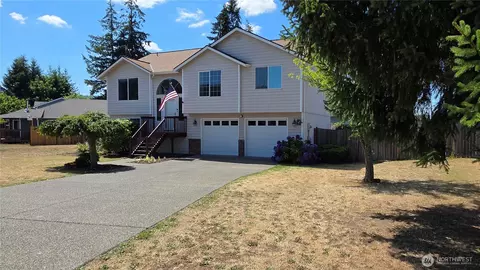 128 Berggren Rd N, Eatonville, WA 98328