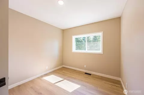 Bedroom - 571 Spyglass Ln, Sequim, WA 98382 photo 1 of 6