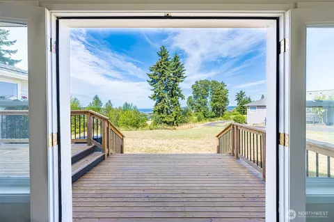 Exterior - 571 Spyglass Ln, Sequim, WA 98382 photo 2 of 9