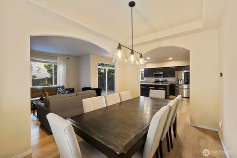 Dining - 14611 46th Ave SE, Bothell, WA 98012 photo 2 of 2