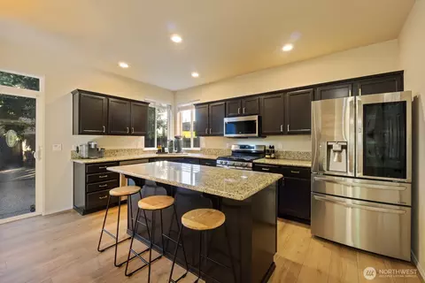 Kitchen - 14611 46th Ave SE, Bothell, WA 98012 photo 1 of 1