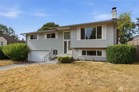 10074 SE 213th Pl, Kent, WA 98031