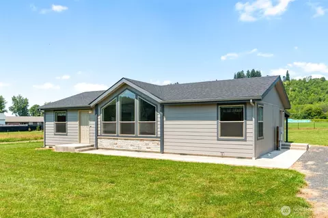 216 Mossyrock Rd W, Mossyrock, WA 98564