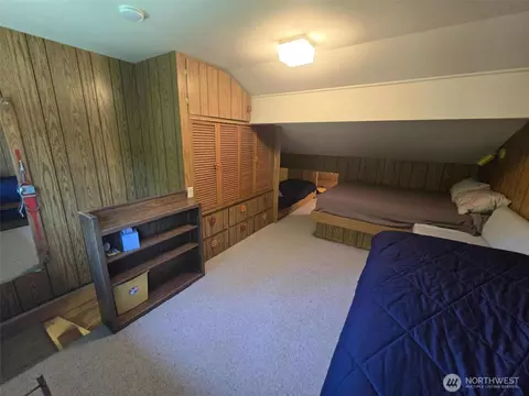 Bedroom - 31008 Ski Club Ln, Enumclaw, WA 98022 photo 1 of 4
