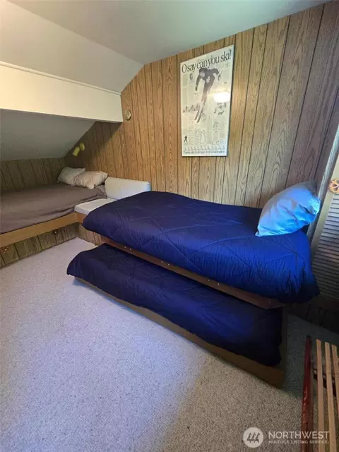 Bedroom - 31008 Ski Club Ln, Enumclaw, WA 98022 photo 4 of 4