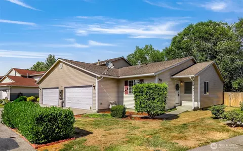 16619 41st Dr NE #B, Arlington, WA 98223
