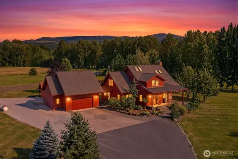 3025 Sundown View Ln, Bellingham, WA 98226