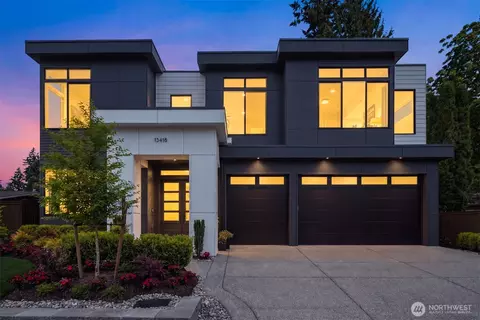 13418 NE 100th St, Kirkland, WA 98033
