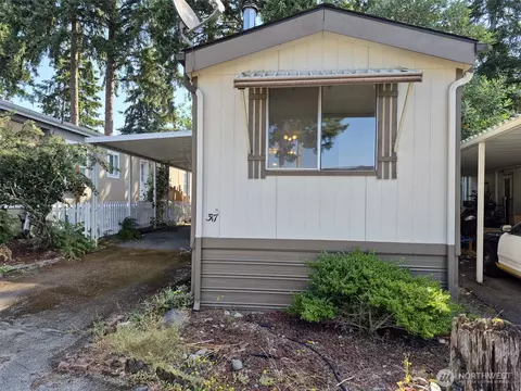 7301 NE 175th St #317, Kenmore, WA 98028