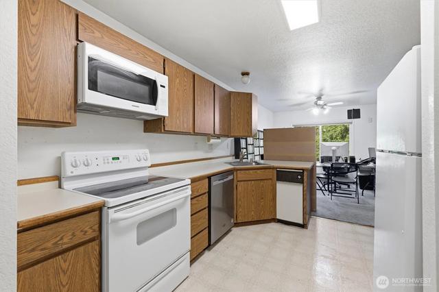 4200 Factoria Blvd SE, Bellevue, WA 98006