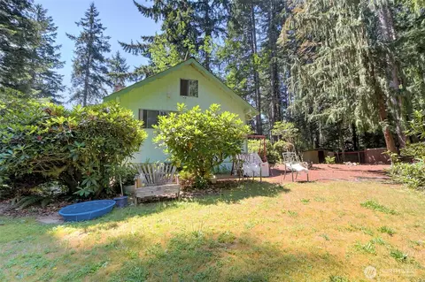 Exterior - 71 E Leisure Ln, Grapeview, WA 98546 photo 7 of 16