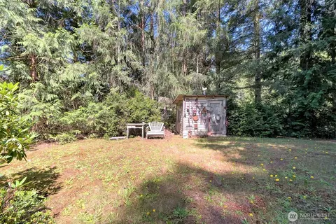 Exterior - 71 E Leisure Ln, Grapeview, WA 98546 photo 15 of 16