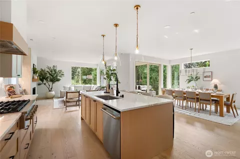 Kitchen - 9909 NE 200th St #A, Bothell, WA 98011 photo 7 of 7