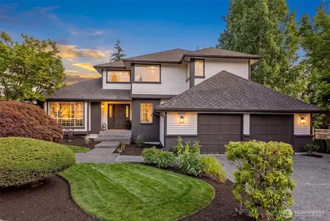 11715 SE 61st Pl, Bellevue, WA 98006
