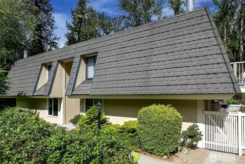 9901 NE 124th St #503, Kirkland, WA 98034