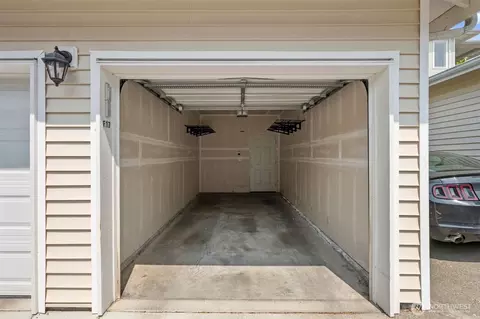 Exterior - 14915 38th Dr SE #II3031, Bothell, WA 98012 photo 2 of 7