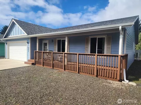 118 Pacific Blvd NW, Ocean Shores, WA 98569