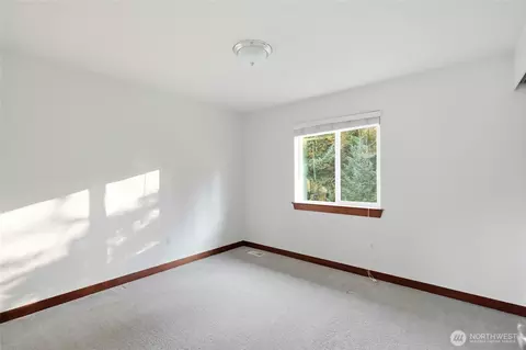 Bedroom - 20122 194th Ave E, Orting, WA 98360 photo 2 of 6