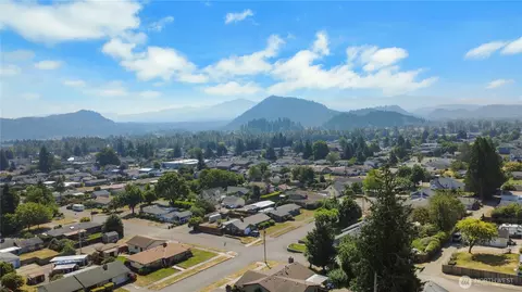 View/Area - 1167 Mckinley St, Enumclaw, WA 98022 photo 3 of 4