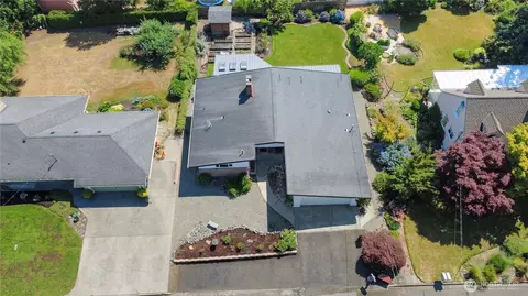 View/Area - 1167 Mckinley St, Enumclaw, WA 98022 photo 2 of 4
