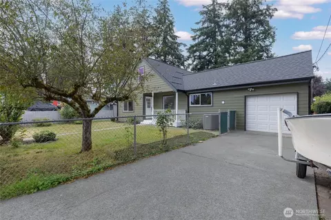 8407 Winona St SW, Lakewood, WA 98498
