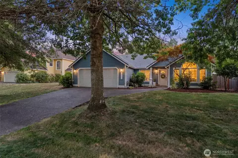 2025 Kempton St SE, Olympia, WA 98501