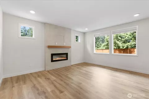 Living - 121 171st Pl SW #A, Bothell, WA 98012 photo 2 of 5