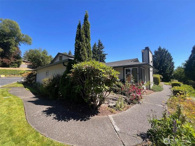 511 S 325th St #23B, Federal Way, WA 98003