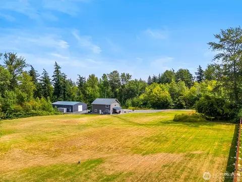 568 Wiltse Ln, Bellingham, WA 98226